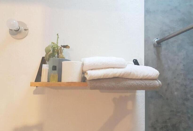 デラックスルーム, Hoja Santa Posada