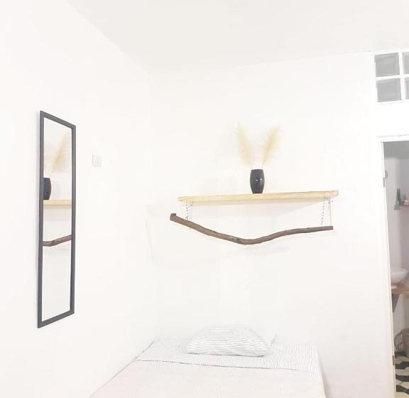 デラックスルーム, Hoja Santa Posada