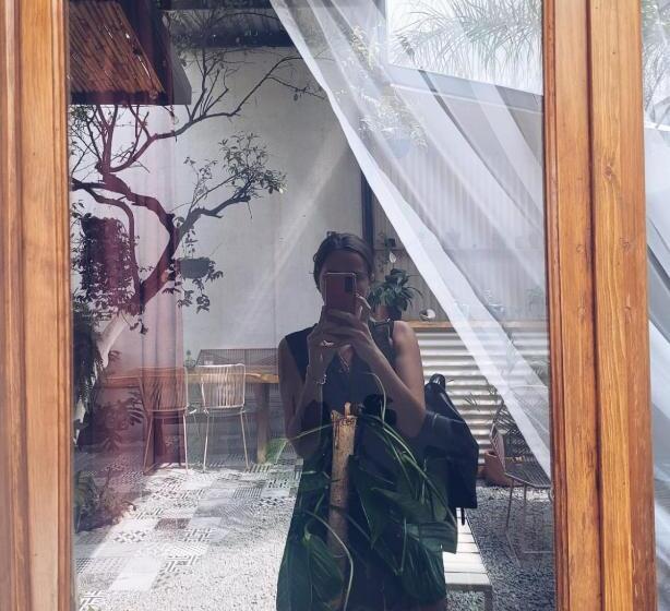 キングサイズベッドのスタンダードルーム, Hoja Santa Posada