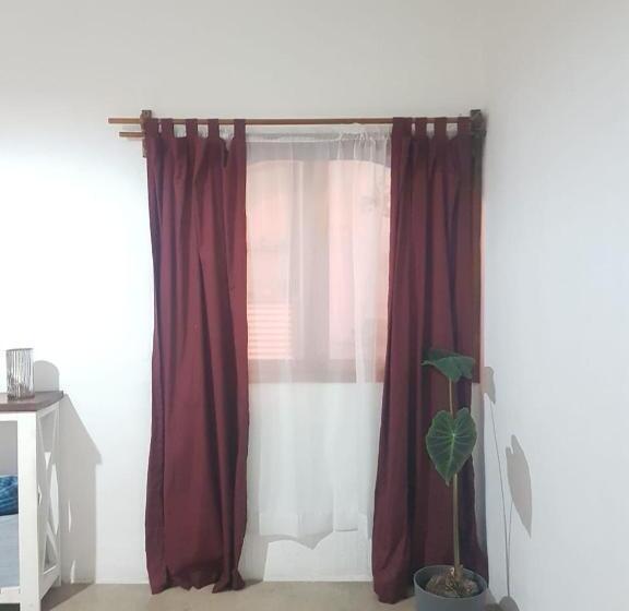 带大床的标准间, Hoja Santa Posada