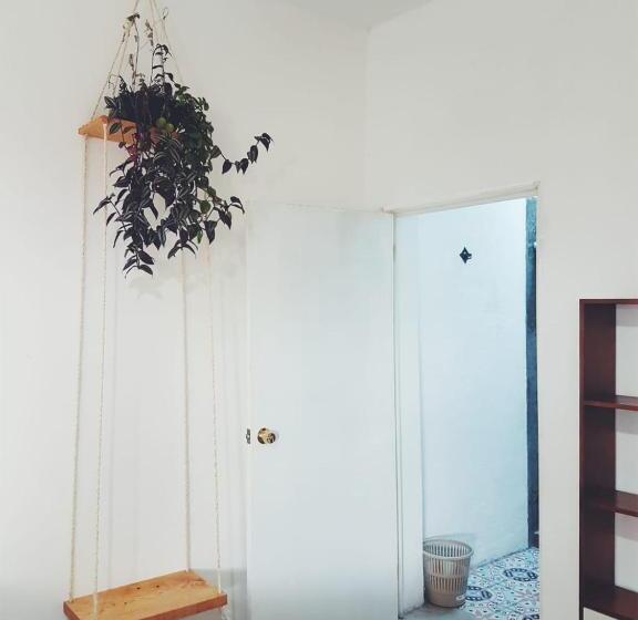 キングサイズベッドのスタンダードルーム, Hoja Santa Posada