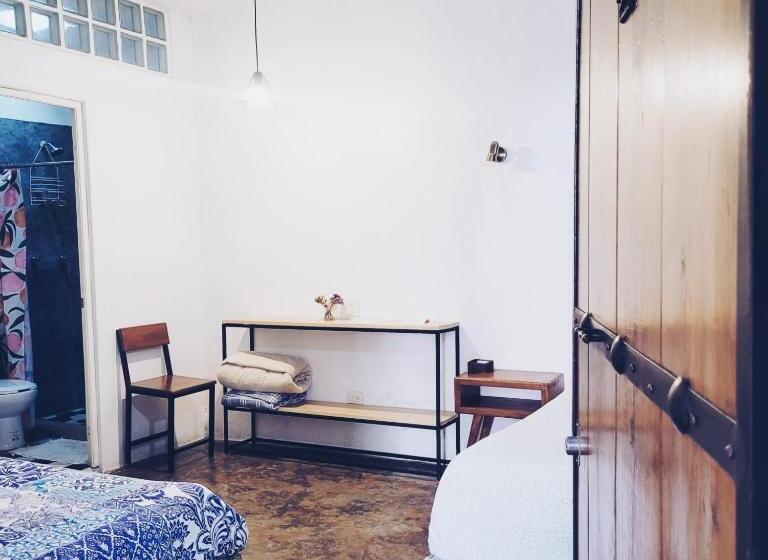 デラックスルーム, Hoja Santa Posada