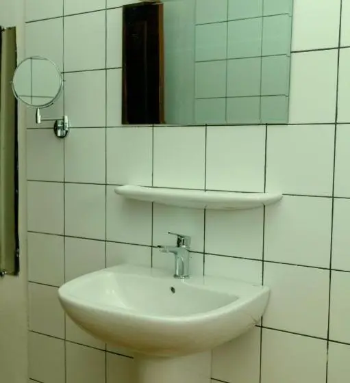 اتاق لوکس, Karls Guesthouse