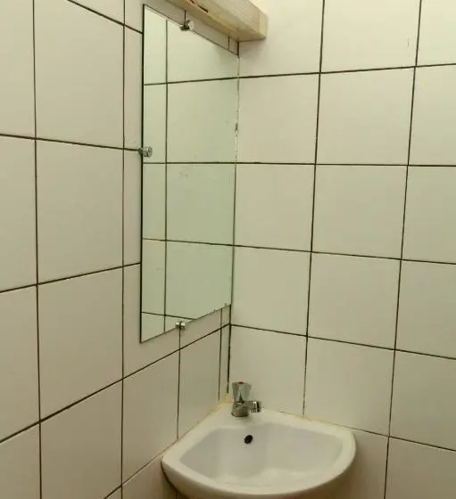 اتاق استاندارد یک نفره, Karls Guesthouse