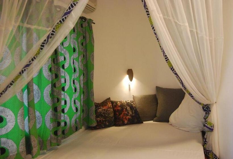 اتاق استاندارد با بالکن, Karls Guesthouse