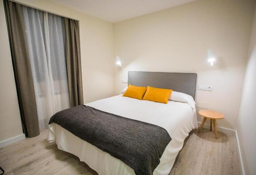 اتاق استاندارد با تراس, Villa Lucerna Sports & Hotel Resort