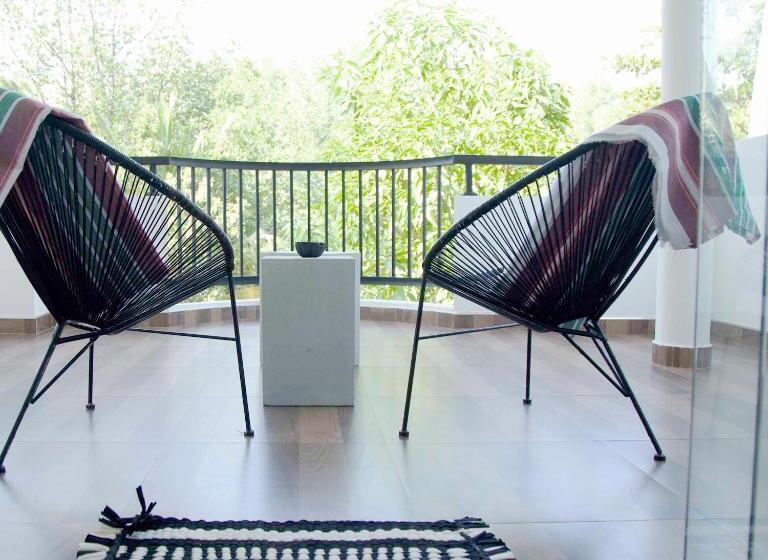 발코니 디럭스 룸, Villa Layanga Riverside Guestrooms