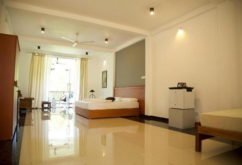 발코니 디럭스 룸, Villa Layanga Riverside Guestrooms