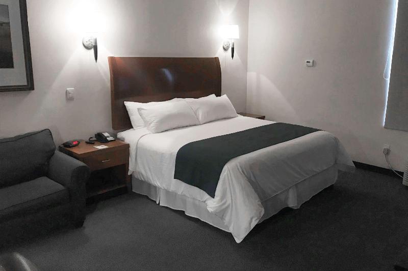스탠다드 룸 킹사이즈 침대, Days Inn By Wyndham Piedras Negras