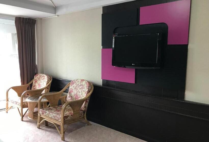 스탠다드 룸, Khon Kaen Ruenrom