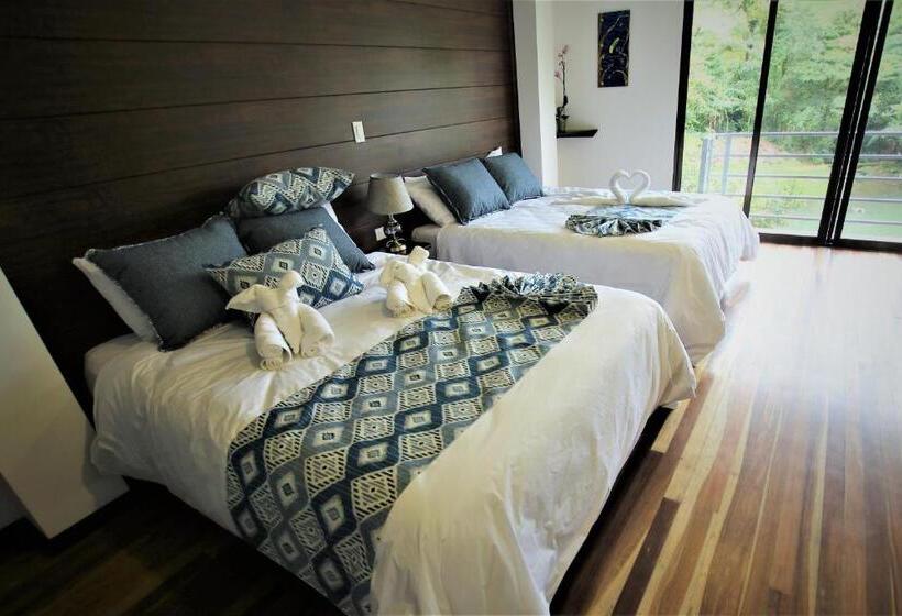 חדר סטנדרט עם מרפסת, Burbi Lake Lodge Monteverde