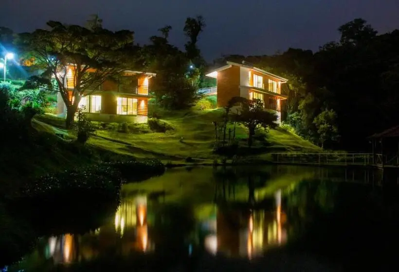 マウンテンビュースタンダードルーム, Burbi Lake Lodge Monteverde