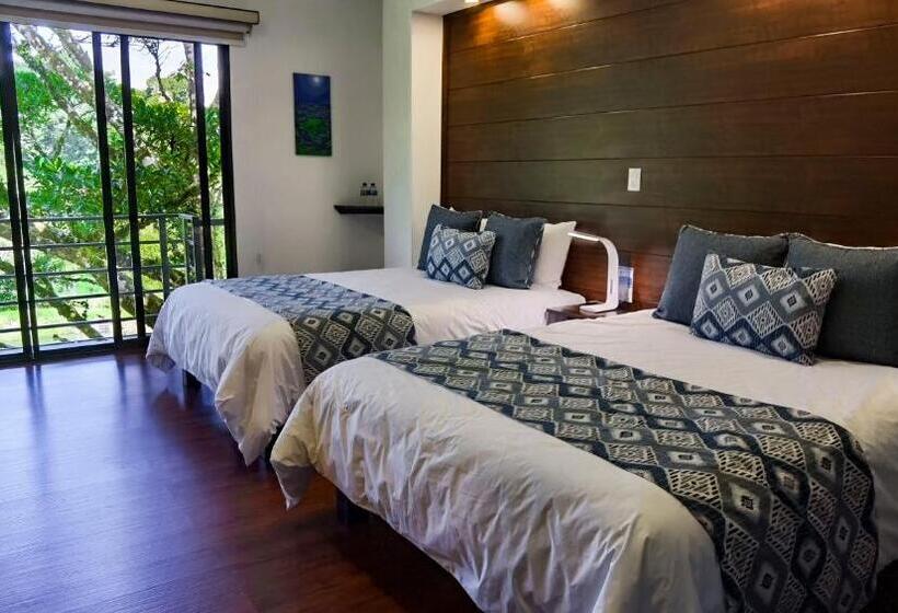 Номер Стандарт с Балконом, Burbi Lake Lodge Monteverde