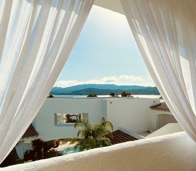 חדר דלוקס עם מרפסת נוף לים, Grand Hotel Cannigione