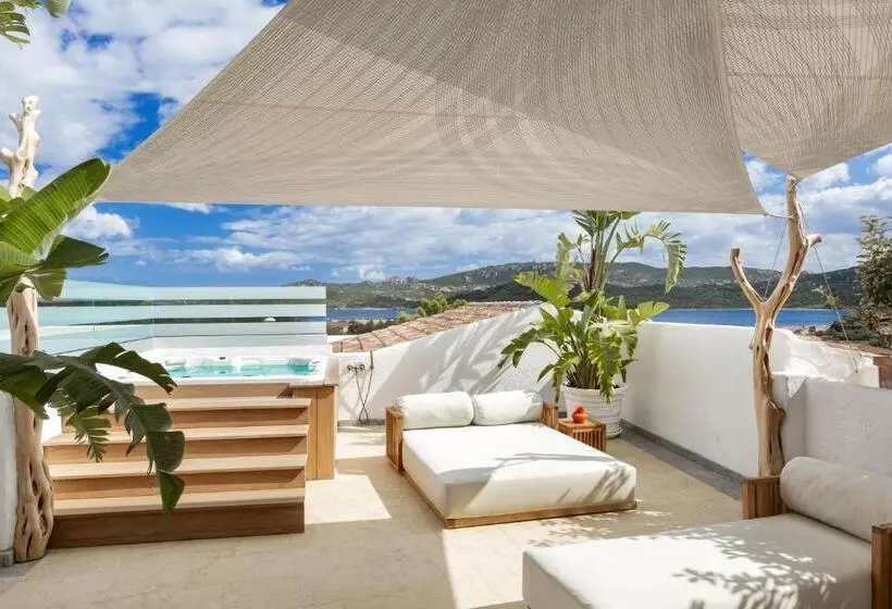 Suite with Terrace, Grand Hotel Cannigione