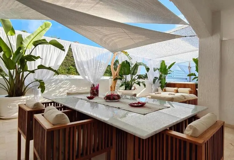 Deluxe-sviitti, Grand Hotel Cannigione