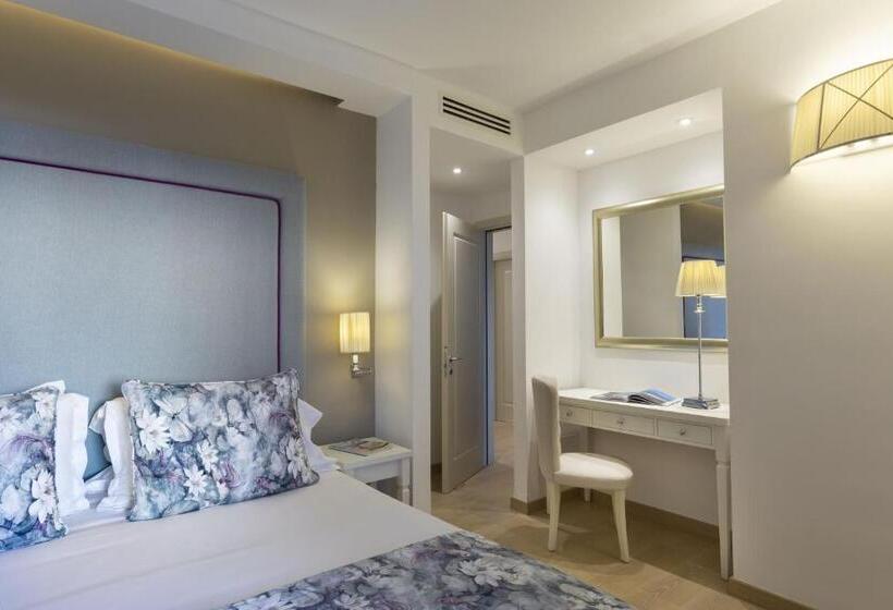 Люкс с Террасой, Grand Hotel Cannigione