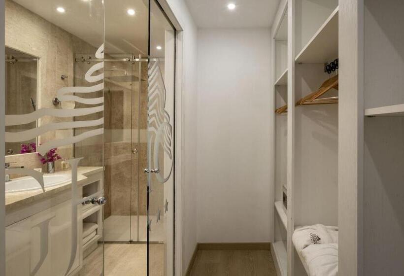 סוויטה עם טרסה, Grand Hotel Cannigione