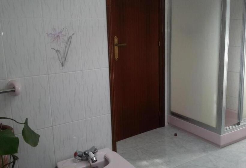 스탠다드 룸 공동 욕실, Pension Paulina