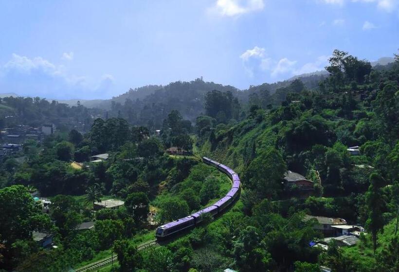 غرفة قياسية مزوَّدة بشُرفة, Lucky Star View Inn