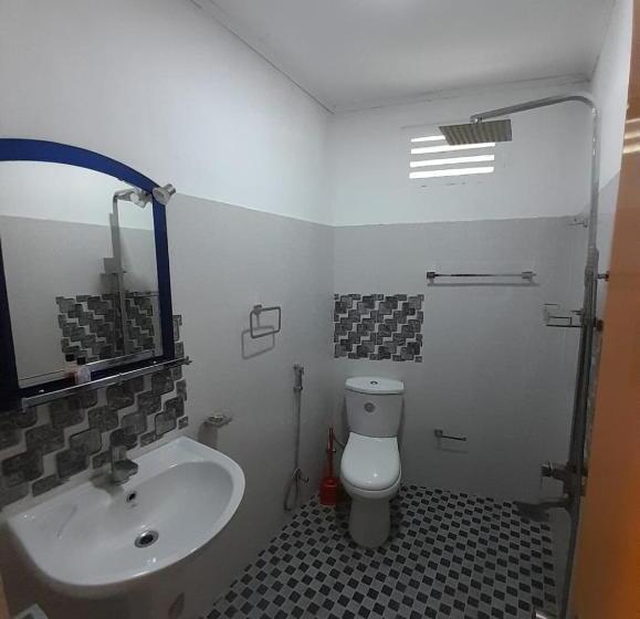 غرفة قياسية ثلاثية, Lucky Star View Inn