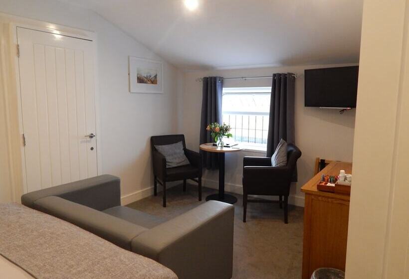 デラックスルーム, The Saxon Inn