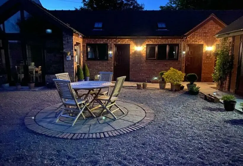 スタンダードルーム, High View Cottage
