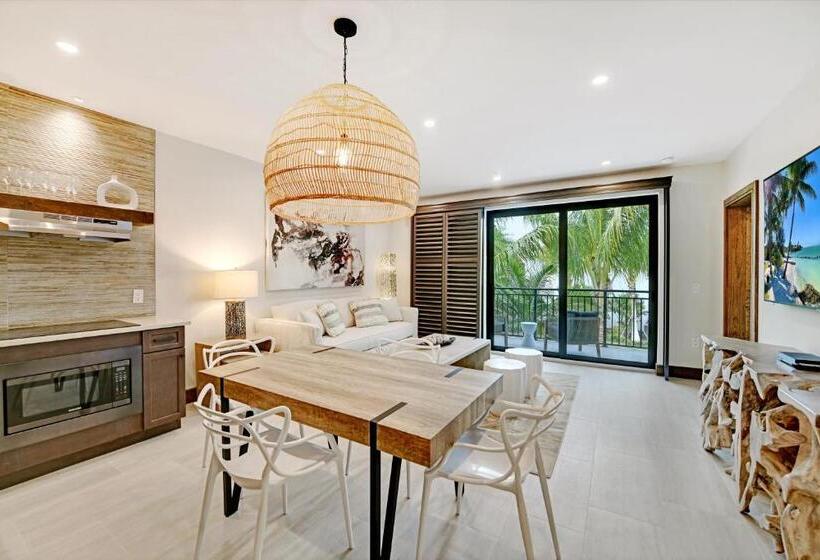 Люкс 2 Спальни, Bali Hai Beachfront Resort And Spa