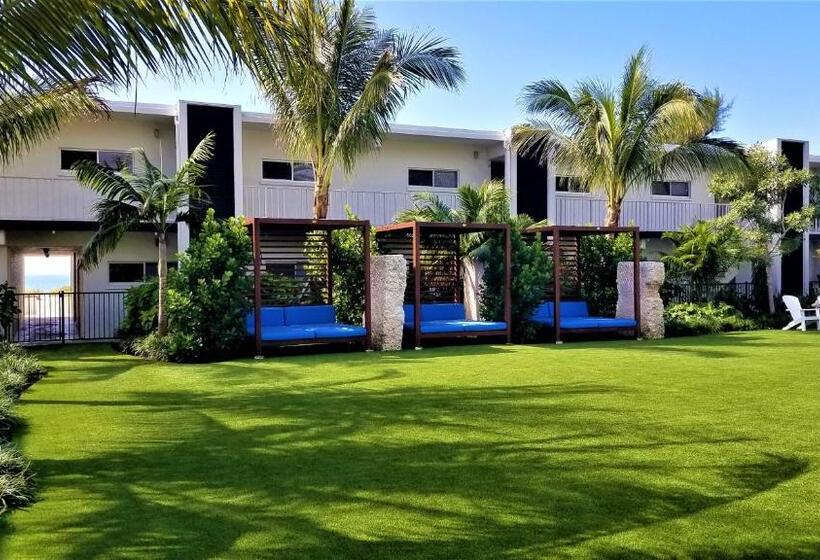 Студия Стандарт, Bali Hai Beachfront Resort And Spa