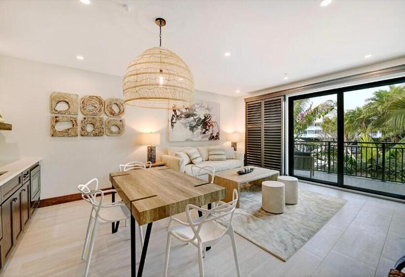 Люкс Вид на Бассейн, Bali Hai Beachfront Resort And Spa