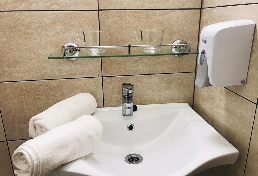 Номер Стандарт Трехместный, Smart Rooms