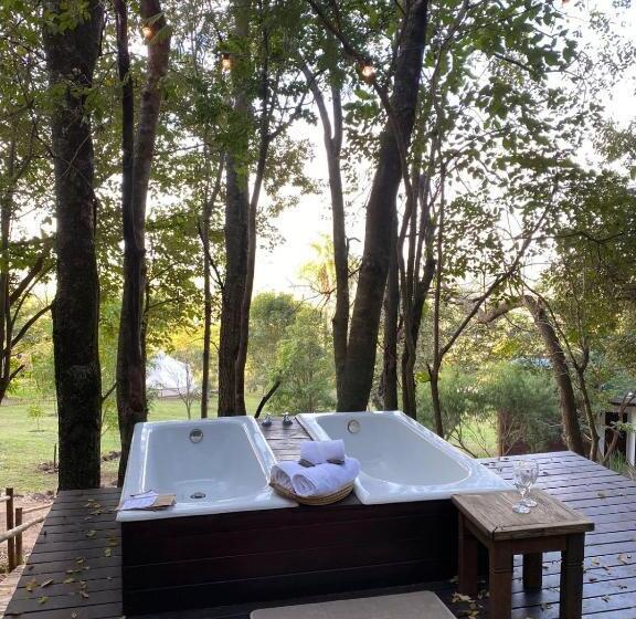 Standard Tent, Viva Brotas