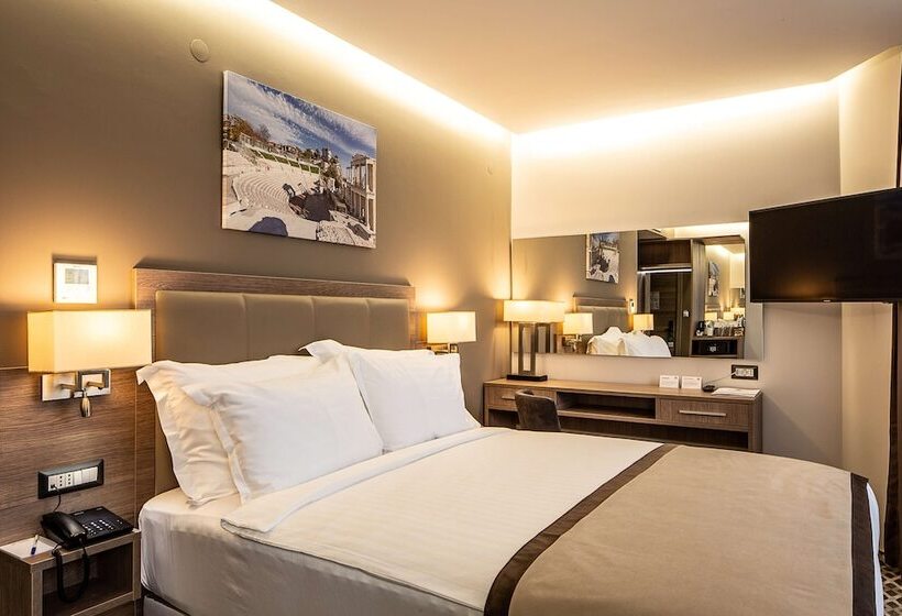 스탠다드 룸 더블 침대, Best Western Premier Plovdiv Hills
