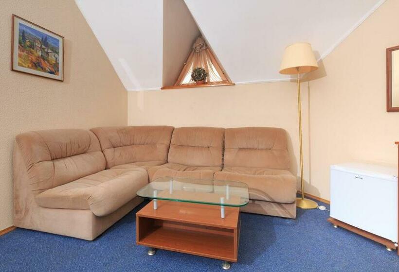 سوییت جونیور, Zhayvir