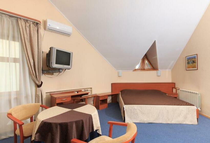 سوییت جونیور, Zhayvir