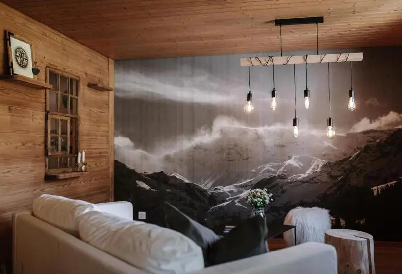 スタンダードトリプルルーム, Wildstrubel Lodge