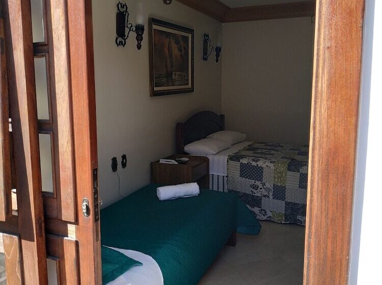 חדר דלוקס לשלושה, Bela Suíça