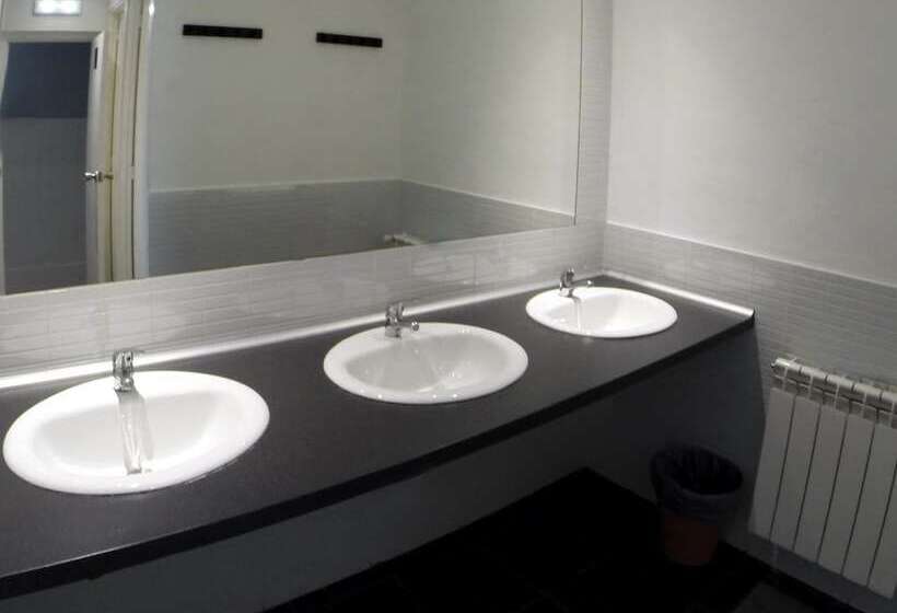 Camera Quadrupla Standard Bagno Condiviso, Hostel Once Nudos