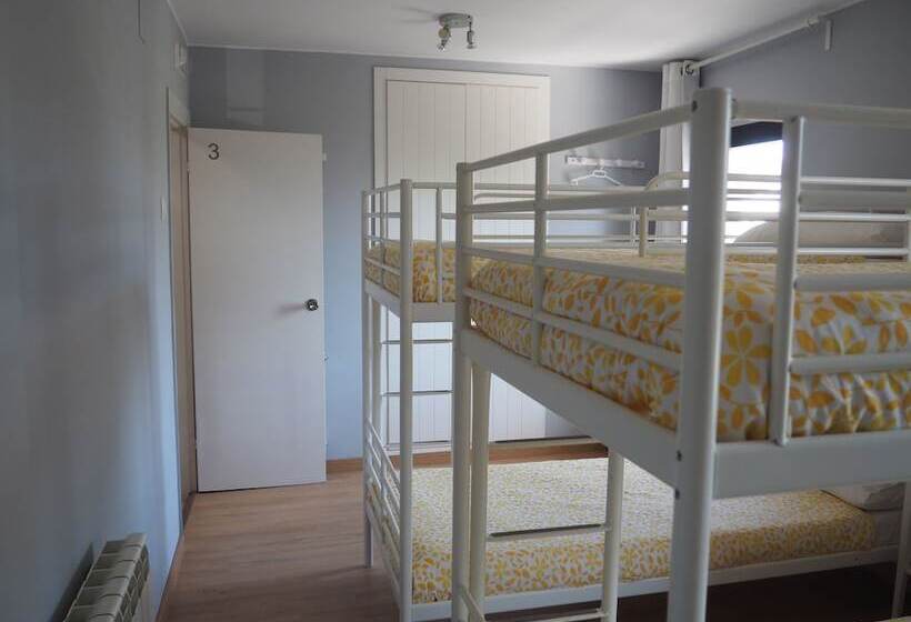 패밀리 룸 공용 욕실, Hostel Once Nudos