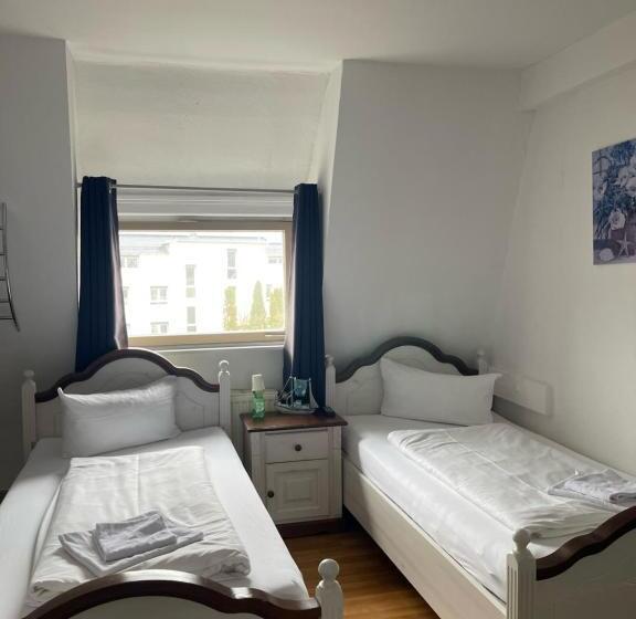 חדר סטנדרט חדר אמבטיה משותף, Linde Restaurant &