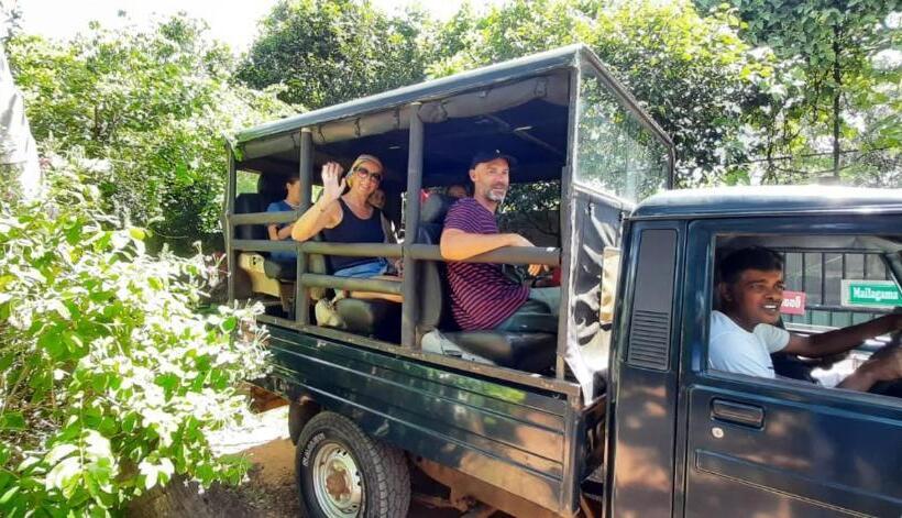 バルコニー付きデラックスルーム, Mailagama Cinnamon Residence