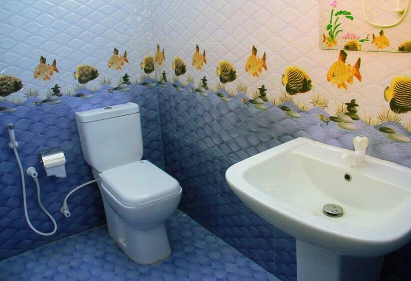 غرفة قياسية, Thusitha S Nest