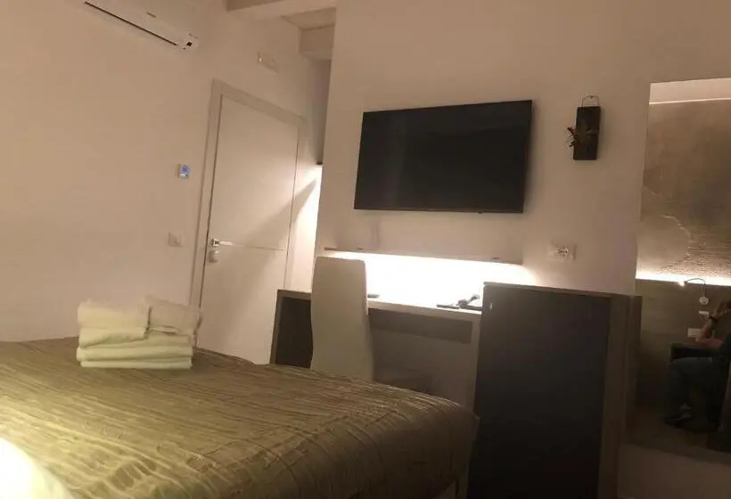 اتاق استاندارد با تراس, Casablanca