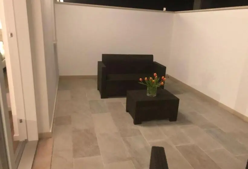اتاق استاندارد با تراس, Casablanca