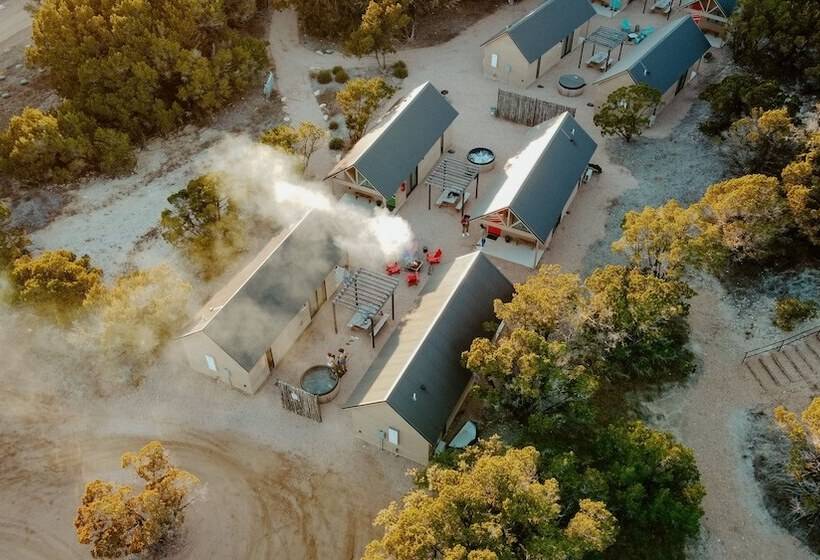 בקתה, Lucky Arrow Retreat  Dripping Springs