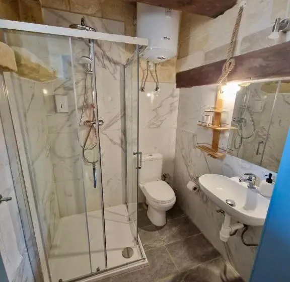 اتاق اکونومی, Ta Pinu Guesthouse