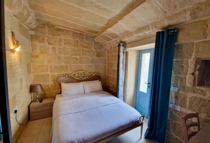 اتاق اکونومی, Ta Pinu Guesthouse