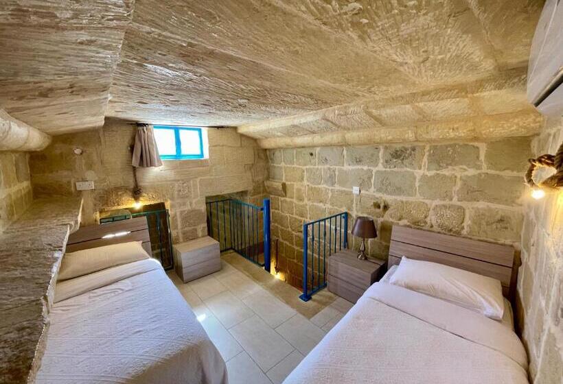 سوییت خانوادگی, Ta Pinu Guesthouse