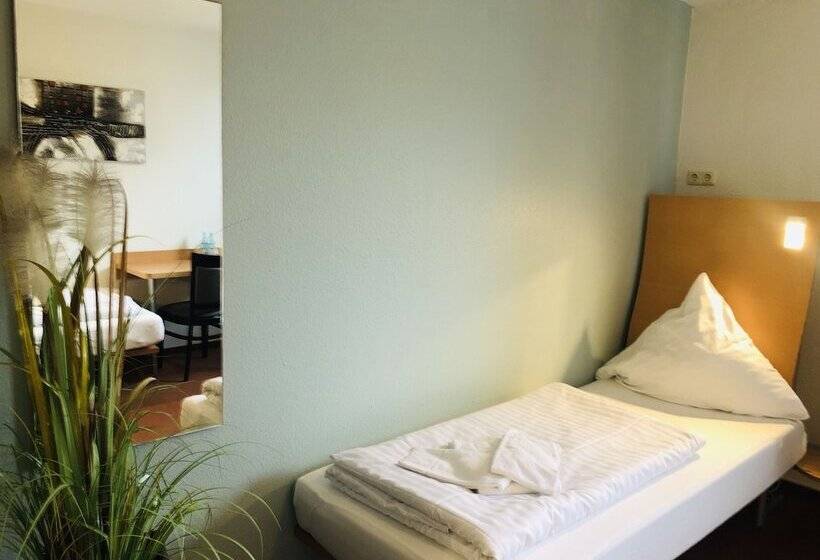 标准单人间, Haus Herrenweide