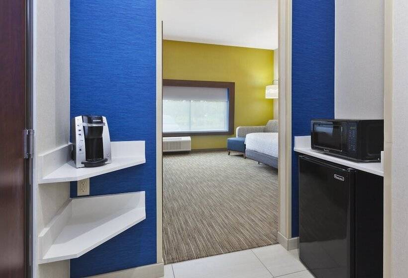 Люкс, Holiday Inn Express & Suites   Painesville   Concord, An Ihg